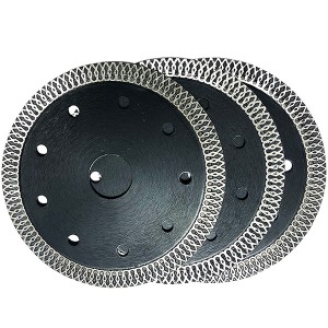 Hot Pressed Mesh Turbo Diamond Saw Blade With Protective Teeth