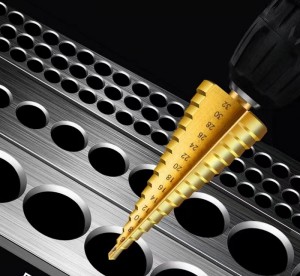 Kích thước sáo thẳng 4-32mm Mũi khoan bước Titanium HSS để khoan kim loại